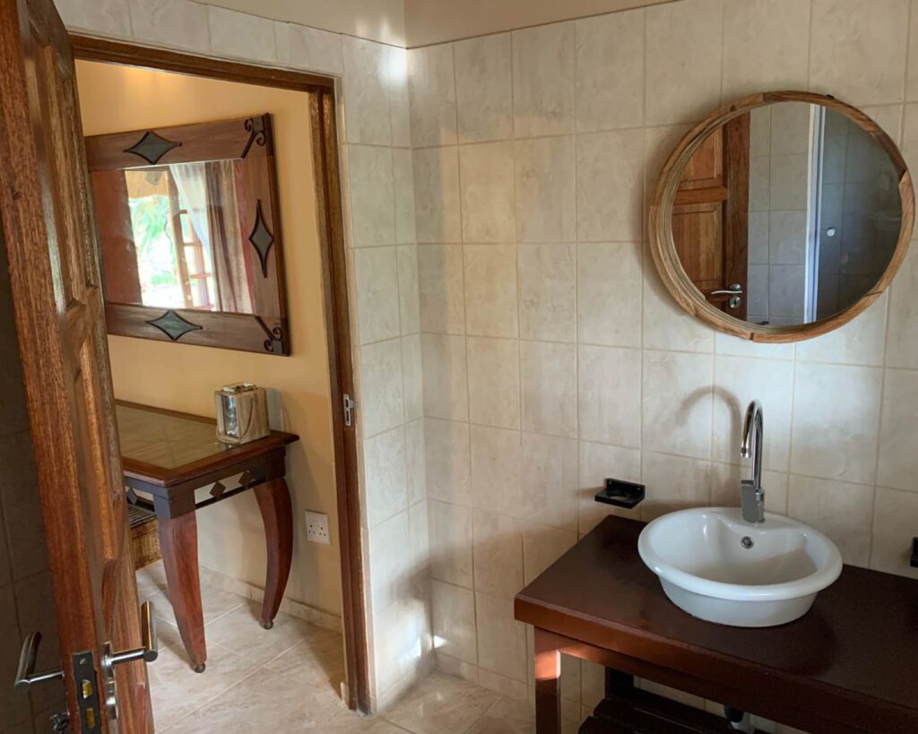 MackD Safaris Bwana Jim Rooms_3 MackD Safaris Bwana Jim Rooms_3